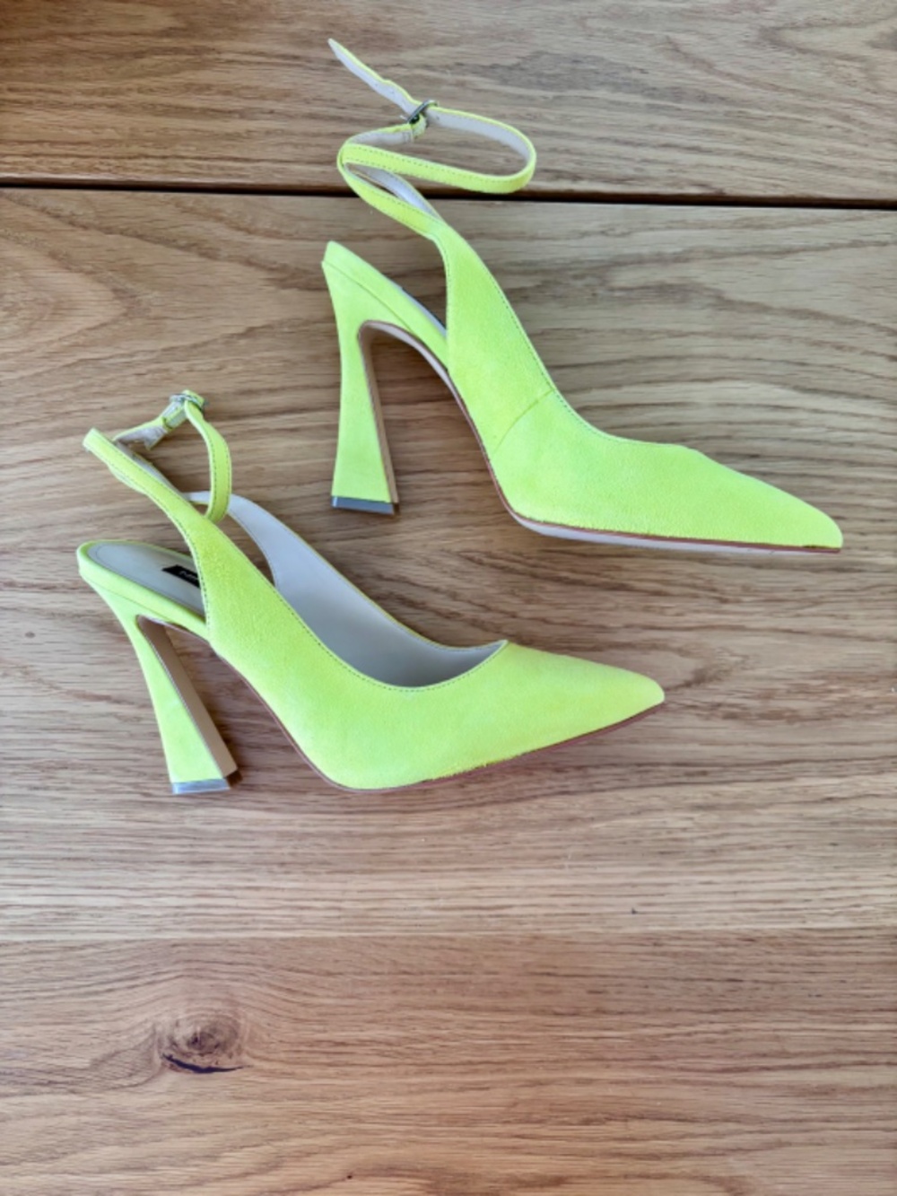 Nine West Pointed-Toe Ankle Strap Heels – Women's Size 7 | Lime Yellow - Picture 3 of 5